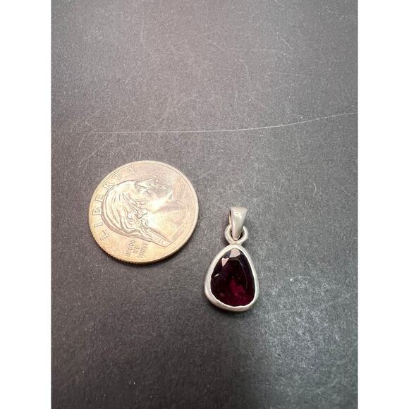 NEW Rubellite pink tourmaline sterling silver pendant 1.65 grams - Picture 2 of 8